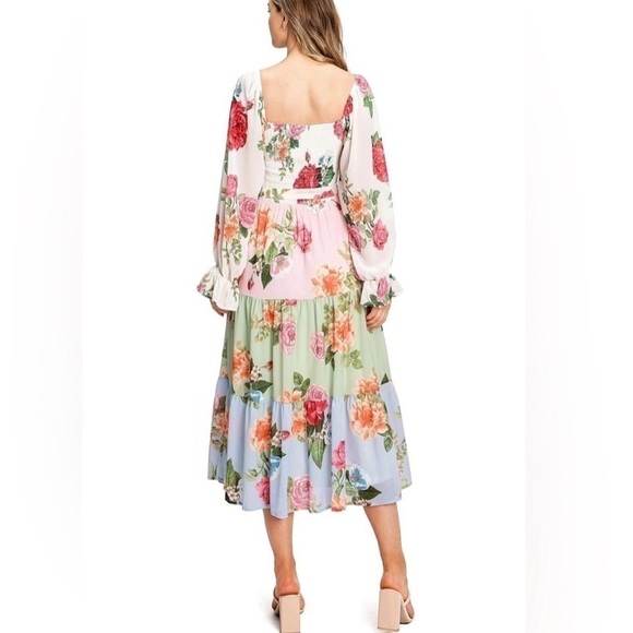 Love Collette Floral Tiered Midi Dress Size S - Picture 4 of 10